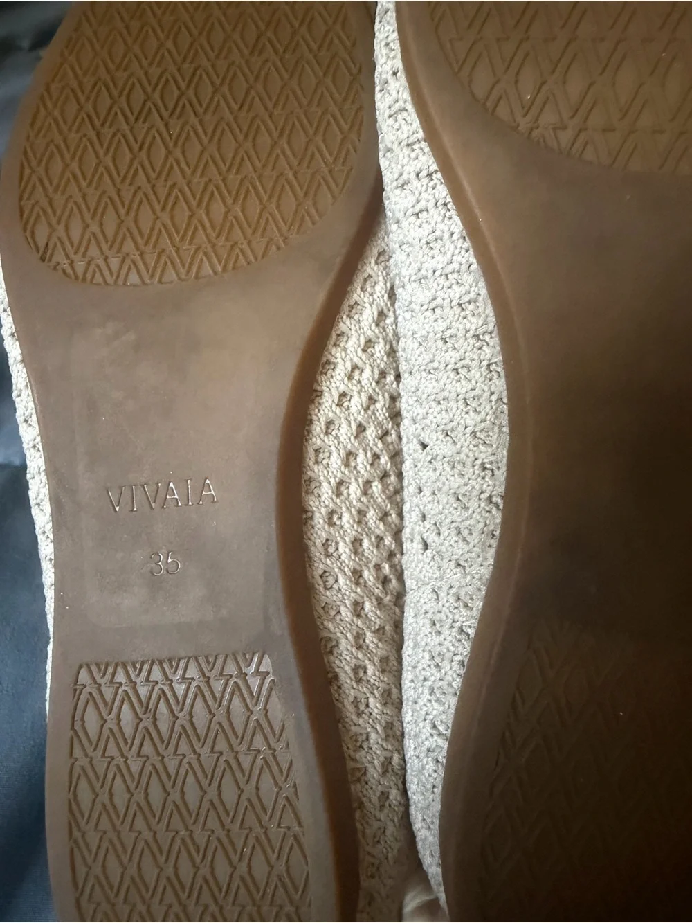Vivaia Women's Knit Pointed-Toe Flats in Light Beige